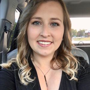 Meet your Posher, Chelsey